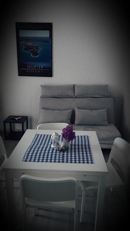 Apartments Leonarda ムルテル エクステリア 写真