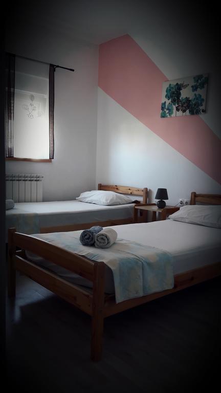 Apartments Leonarda ムルテル エクステリア 写真