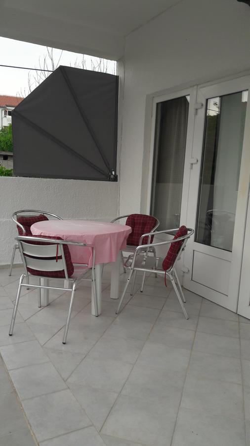 Apartments Leonarda ムルテル エクステリア 写真